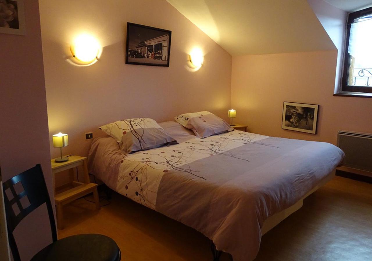 Auberge De La Valette Saint-Izaire Экстерьер фото